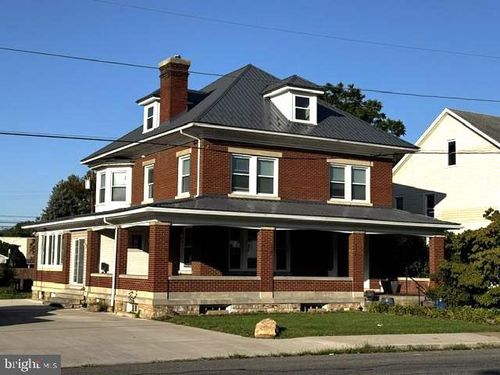 422 S Main St, LEWISTOWN, PA, 17044-2349 | Card Image