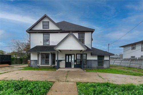 902 Hancock Ave, Corpus Christi, TX, 78404-3204 | Card Image