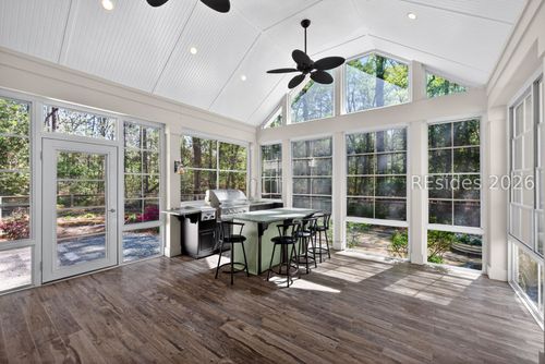 23 Dovetree Ln, Bluffton, SC, 29910-5607 | Card Image