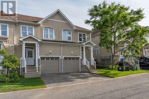 792 Newmarket Lane, Kingston, ON, K7K0C8 | Card Image