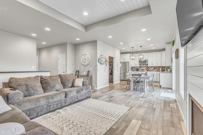 Living Room | Image 7