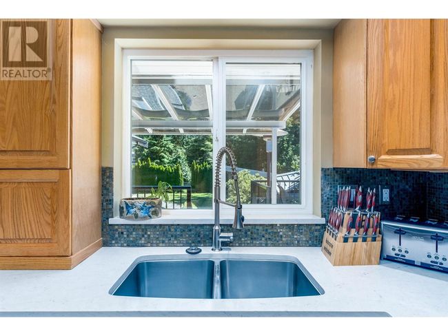 40142 Kalodon Rd, House other with 5 bedrooms, 3 bathrooms and 10 parking in Garibaldi Highlands BC | Image 10