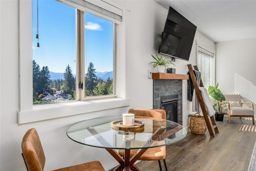 304-4685 Alderwood Pl, Courtenay, BC, V9N9A1 | Card Image