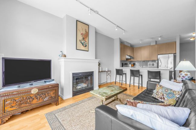 PH13 - 1503 W 65 Th Avenue, Condo with 2 bedrooms, 2 bathrooms and 1 parking in Vancouver BC | Image 8