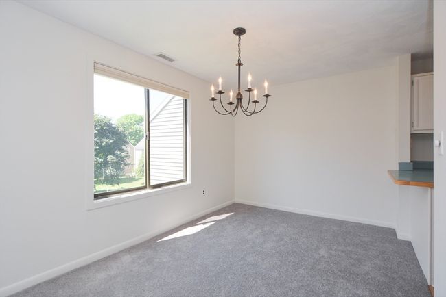 UNIT-4 - 8 Concord Greene, Condo with 2 bedrooms, 2 bathrooms and 1 parking in Concord MA | Image 8