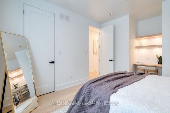 696 Hillview Cres, House other with 6 bedrooms, 5 bathrooms and 10 parking in Pickering ON | Image 26