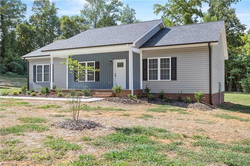 4329 Timber Lea Ln, Ramseur, NC, 27316-8283 | Card Image