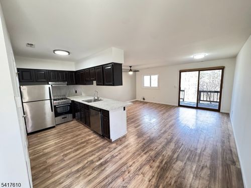 9-4 Sugarbowl Ct, Vernon, NJ, 07462-4515 | Card Image