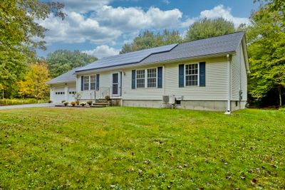 60 N Hatfield Rd, House other with 3 bedrooms, 3 bathrooms and 2 parking in Hatfield MA | Image 3