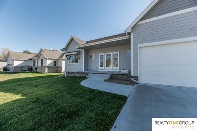 808 Grandview Drive, House other with 3 bedrooms, 2 bathrooms and 3 parking in Louisville NE | Image 3