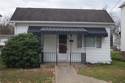 35 2nd Ave, Scottdale, PA, 15683-2102 | Card Image