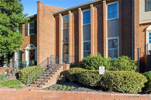 5211 Glenridge Dr, Sandy Springs, GA, 30342-1348 | Card Image