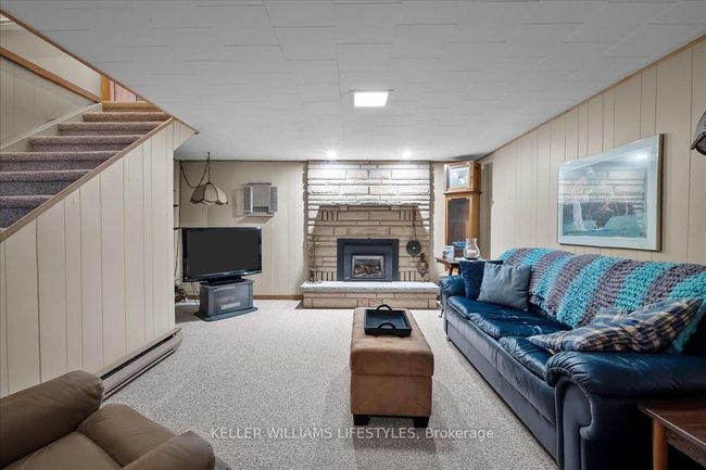 20 Park Lane, House other with 3 bedrooms, 2 bathrooms and 4 parking in Forest ON | Image 26