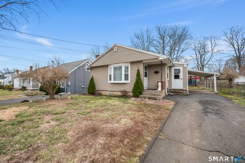 40 Hutchinson St, New Britain, CT, 06053-1304 | Card Image