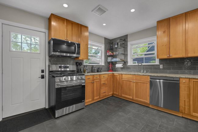 198 Loveman Ave, House other with 3 bedrooms, 2 bathrooms and null parking in Worthington OH | Image 19