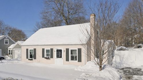 21 Forest St, Peabody, MA, 01960-4138 | Card Image