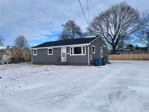 45 Johnson Ave, Warwick, RI, 02886-4815 | Card Image