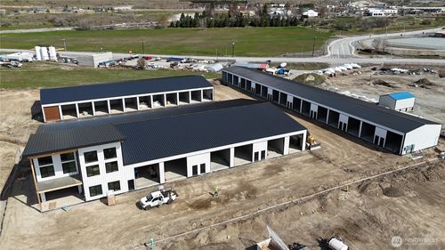 b18-73 E Shop Ave, Chelan, WA, 98816-9709 | Card Image