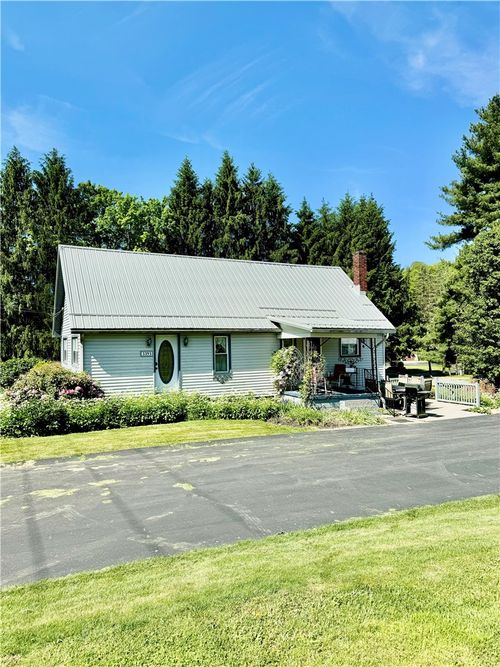 3393 N Main St, Sandy Lake Twp, PA, 16145 | Card Image