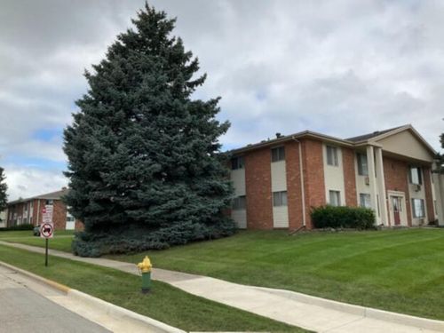 3100 Buckingham Dr, STURTEVANT, WI, 53177-2848 | Card Image