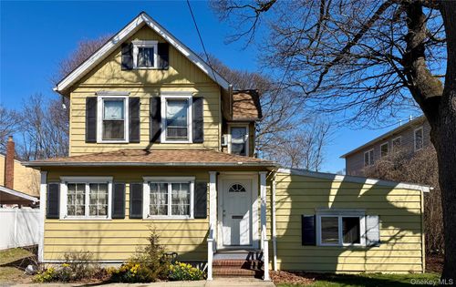 1789 Smith St, Merrick, NY, 11566-3544 | Card Image