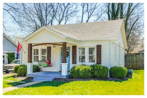 110 Battlefield Dr, Franklin, TN, 37064-3611 | Card Image