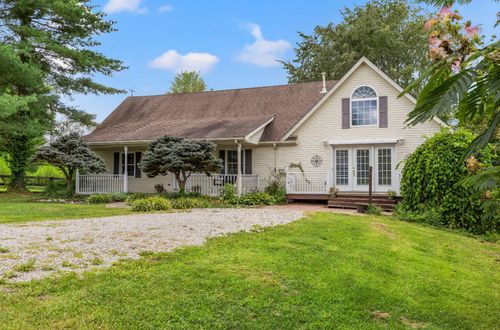 104 Four Winds Estates Dr, Mt Sterling, KY, 40353-8210 | Card Image