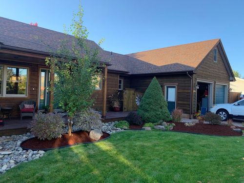 6506 Sarah Cir, Klamath Falls, OR, 97603-6984 | Card Image
