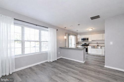 304 Coventry Way, MOUNT LAUREL, NJ, 08054-6702 | Card Image