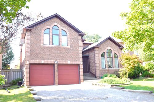 54 Cityview Cir, Barrie, ON, L4N7V1 | Card Image