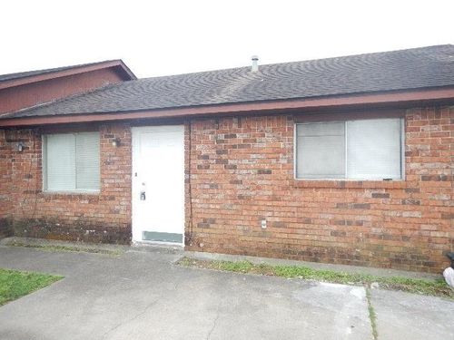 3521 Ames Blvd, Marrero, LA, 70072-5633 | Card Image