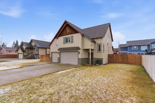 2060 Rapids Avenue, Columbia Falls, MT, 59912 | Card Image