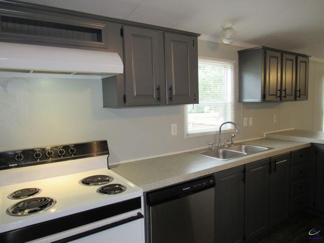 637 Grovania Rd, House other with 4 bedrooms, 2 bathrooms and null parking in Hawkinsville GA | Image 32