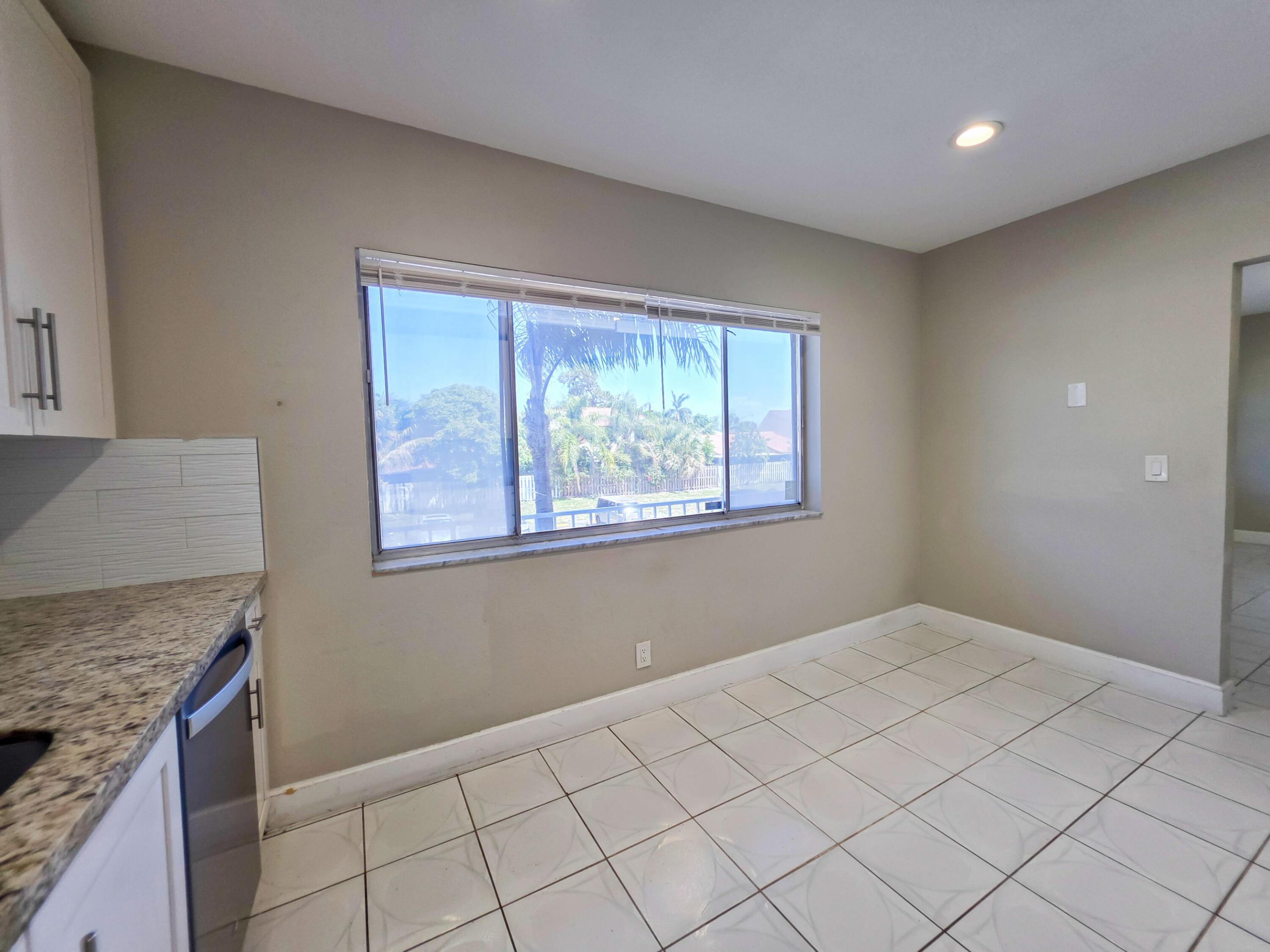 Residential in Lake Worth 4