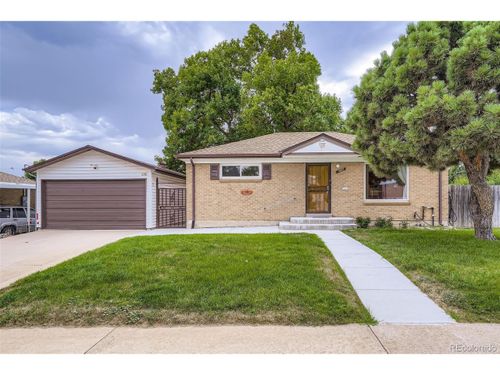 226 E 109th Ave, Northglenn, CO, 80233-3305 | Card Image