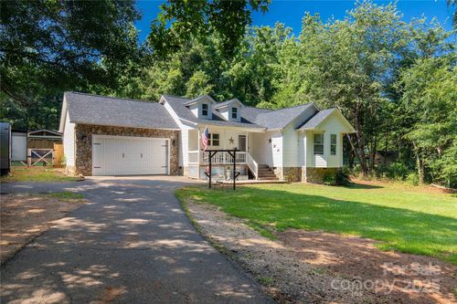 4567 Hickory Grove Rd, Sharon, SC, 29742-6795 | Card Image