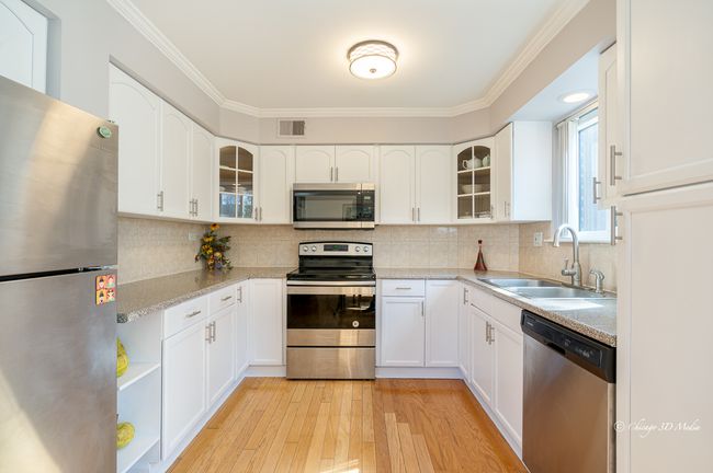 UNIT-107 - 1243 E Baldwin Ln, Home with 3 bedrooms, 2 bathrooms and 2 parking in PALATINE IL | Image 18
