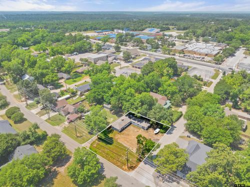 207 S College St, Lindale, TX, 75771 | Card Image