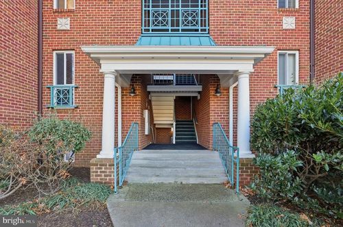 apt-2b-11807 Breton Ct, RESTON, VA, 20191-3207 | Card Image