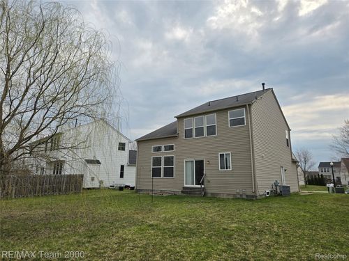 7249 Warwick Dr, Ypsilanti, MI, 48197-3188 | Card Image