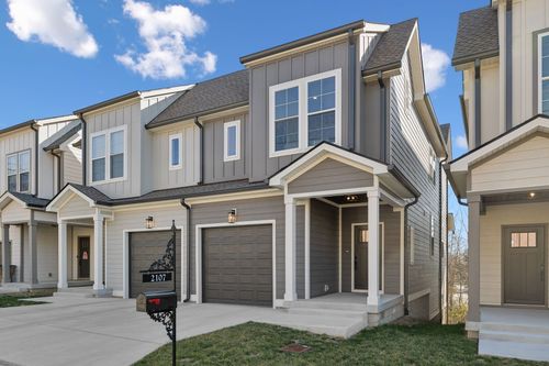 2107 Chadwell Retreat Dr, Madison, TN, 37115-0603 | Card Image