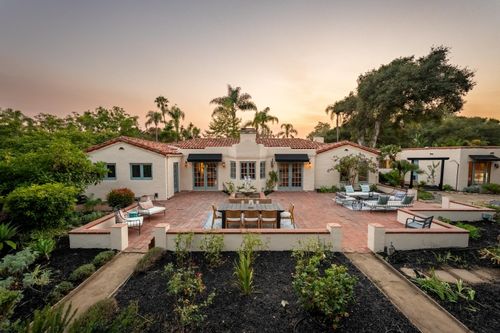 99 La Vuelta Rd, Montecito, CA, 93108-2621 | Card Image