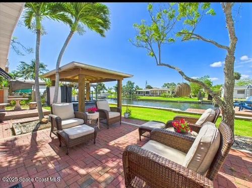 1747 Wavecrest St, Merritt Island, FL, 32952-5656 | Card Image