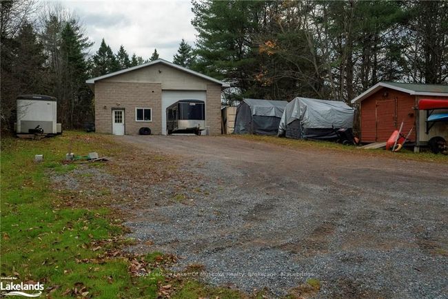 1105 Rosseau Lake Rd 1, House other with 3 bedrooms, 2 bathrooms and 8 parking in Windermere ON | Image 33