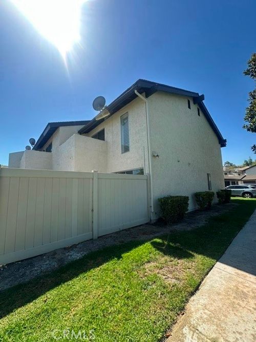 1240 Mohave Dr, Colton, CA, 92324-4796 | Card Image