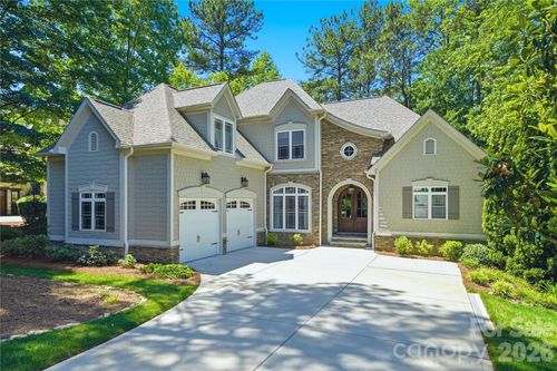 7592 Cottonwood Dr, Denver, NC, 28037-7687 | Card Image