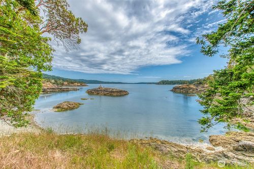 3388 Deer Harbor Rd, Deer Harbor, WA, 98243 | Card Image
