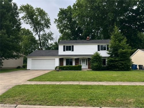 26941 Adele Lane, Olmsted Falls, OH, 44138 | Card Image