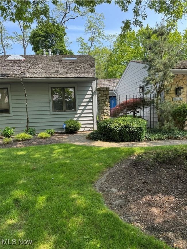 G3 - 3755 Walnut Ct, Condo with 4 bedrooms, 4 bathrooms and null parking in Chagrin Falls OH | Image 4