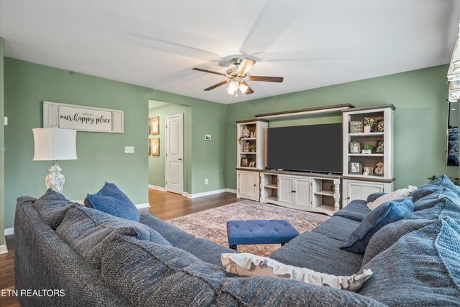 9502 Joy Denise Ln, House other with 3 bedrooms, 3 bathrooms and null parking in Heiskell TN | Image 8
